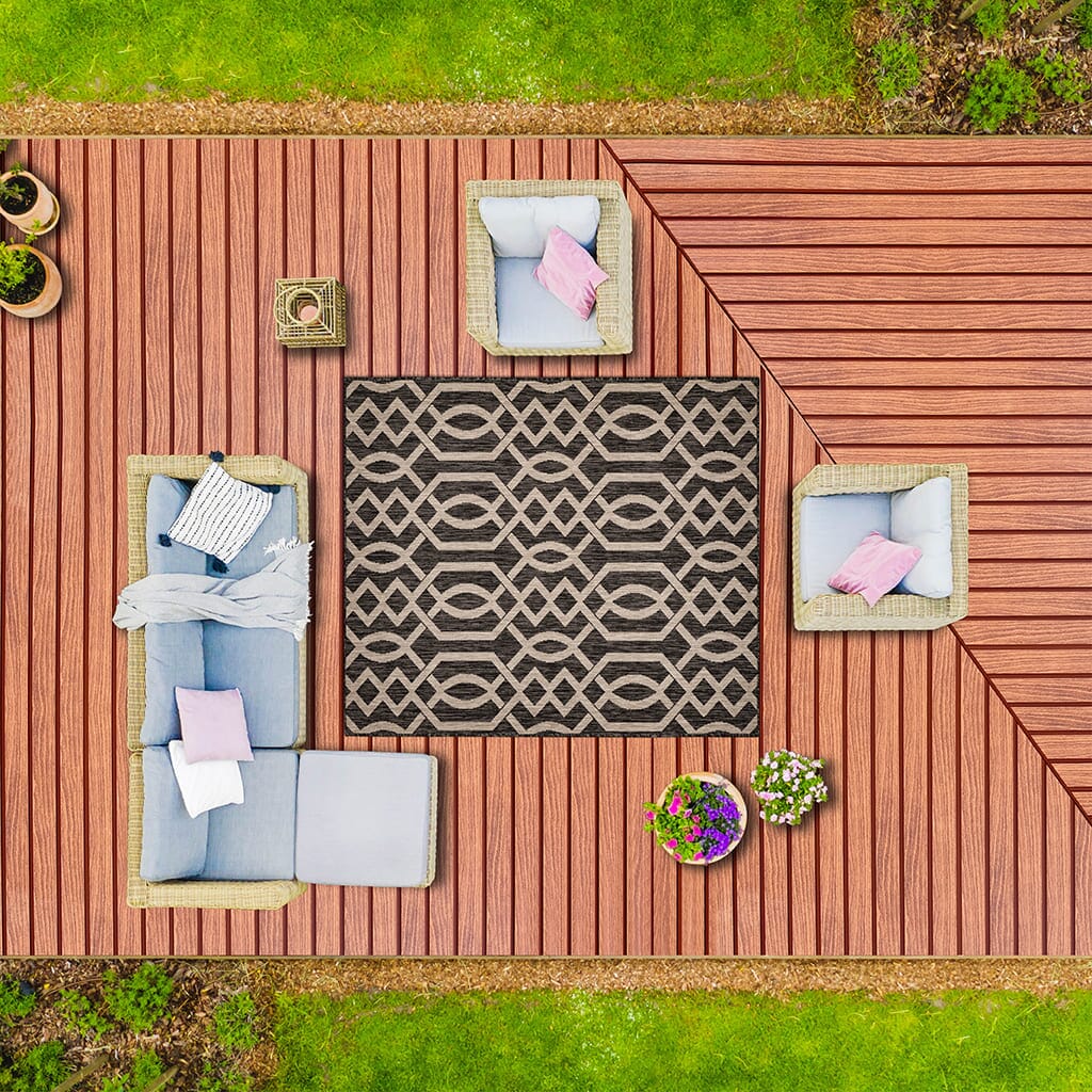 OUTDOOR2.jpg?w=768&h=768&scale